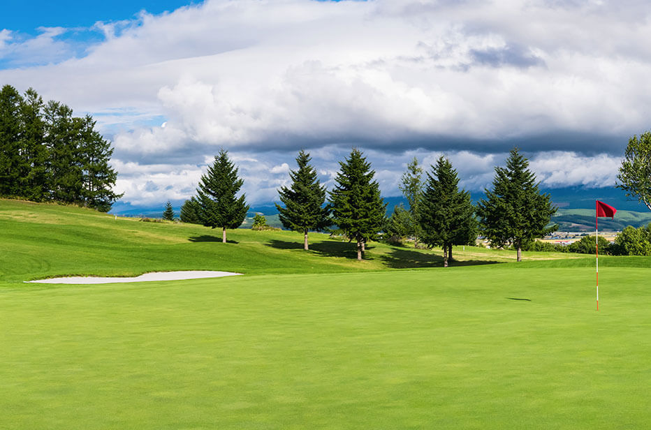 Picturesque view of a golf green